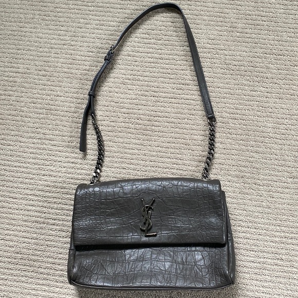 Yves Saint Laurent bag - Picture 1 of 4
